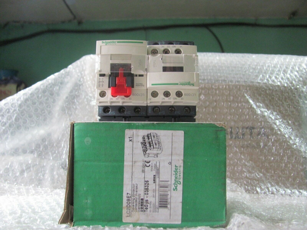 LC2D09E7 | Schneider Electric - Зображення 1