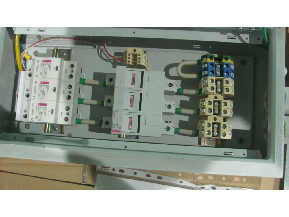 Surge arrester ETI ETITEC BS 320/50 3 + ETI Disconnector VLC 22 3Pcs (1 set) ETITEC BS | ETI - Зображення 1