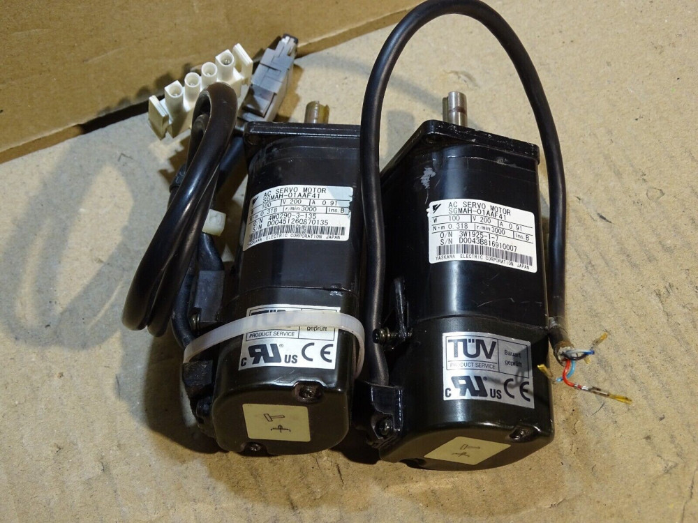 YASKAWA Servo MOTOR SGMAH-01AAF41 1 Lot #SV1362# SGMAH-01AAF41 | Yaskawa - Зображення 1