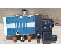 REXROTH 577 608...0 Pneumatic 5/2-Directional Valve 1 PCS #D7809#
