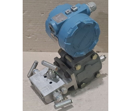 ROSEMOUNT SMART 1151DP5S22B1E8Q4 + 01166-0021-0002 Pressure transmitter 1pcs