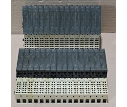 Siemens ET200S 6ES7138-4CA01-0AA0 #BD7809# ( 1 lot )